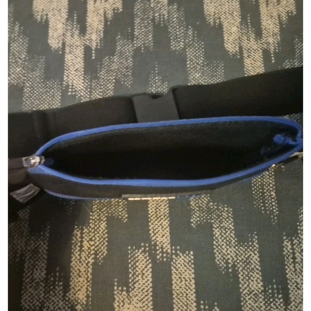Running Belt For Phone, Running Fanny Pack, Black, Travel Hiking by‎ Camden Gear